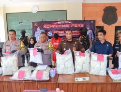 Sat Res Narkoba Polresta Cilacap Tangkap 2 Gembong Bandar Obat Terlarang dan Amankan 320ribu Butir Obat Berbahaya