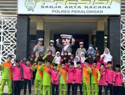 Polisi Sahabat Anak, Satlantas Polres Pekalongan Berikan Edukasi kepada pelajar MI Kesesi