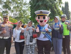 Satlantas Polres Pekalongan Sosialisasikan Tertib Berlalu Lintas dan Art Policing di CFD Alun-Alun Kajen Kabupaten Pekalongan