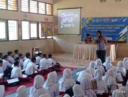 Ipda Nur Haji Ridawati Berikan Pembinaan dan Penyuluhan kepada Pelajar SMPN 2 Kedungwuni