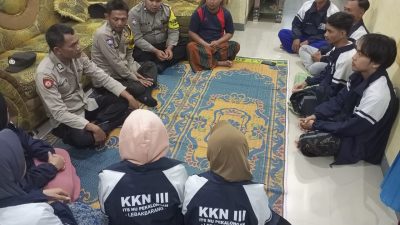 Sambangi Posko KKN, Bhabinkamtibmas Polsek Lebakbarang Sampaikan Hal Ini