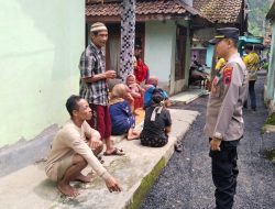 Ngobrol Bareng Warga, Kapolsek Lebakbarang Terjun Langsung ke Desa-Desa