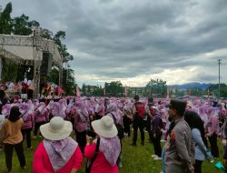 Puluhan Polisi Amankan Senam Aerobic bersama Ria Ricis di Alun-Alun Kajen