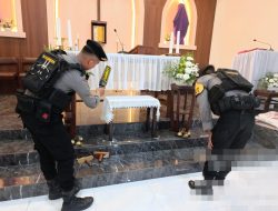 Jaga Keamanan Saat Misa Kamis Putih, Polisi Laksanakan Sterilisasi Tempat Ibadah