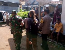 Bhabinkamtibmas dan Babinsa di Kedungwuni Laksanakan Pendampingan Merujuk ODGJ ke Rumah Sakit Jiwa