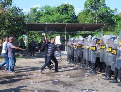 Polres Pekalongan Gelar Latihan Simulasi Pengamanan Unjuk Rasa yang Humanis