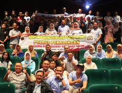 Polres Pekalongan Gelar Silaturahmi yang Dikemas dalam Bentuk Nobar Sayap-Sayap Patah 2