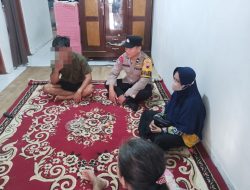Datangi Rumah Korban Pengeroyokan, Bhabinkamtibmas Polsek Kedungwuni : Wujud Empati dan Simpati