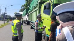 Satlantas Polres Pekalongan Sosialisasi Over Dimensi dan Overload kepada Sopir Truk