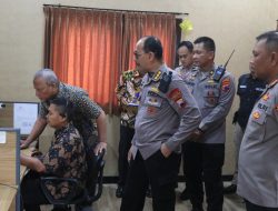 Tim Asistensi Layanan Polisi 110 Polda Jateng Cek Layanan Call Center di Polres Pekalongan
