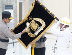 Polda Jateng Gelar Upacara Pencucian Pataka “Maneka Tunggal Dharma”, Maknai Semangat Pengabdian Jelang Hari Bhayangkara ke-79