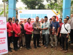 Sambut Hari Bhayangkara Ke-79, Polres Pekalongan Laksanakan Kegiatan Bangfas Air Bersih di Desa Rowolaku