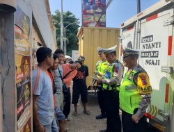 Sambangi Pengemudi Angkutan Logistik di Pasar Induk Kajen, Satlantas Polres Pekalongan Berikan Edukasi dan Sosialisasi Ops Patuh Candi 2025