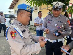 Propam Lakukan Pengecekan Personil Jelang Kegiatan Satgas Operasi Patuh Candi 2025 di Pekalongan