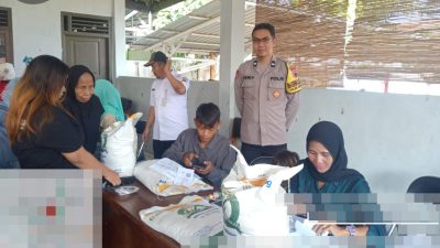 Penyaluran Bantuan Pangan di Kelurahan Kedungwuni Barat Berjalan Lancar dan Kondusif