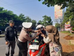 Polres Pekalongan Tindak Pelanggar di Tugu 0 Km Kajen dalam Giat Operasi Patuh Candi 2025