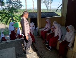 Bhabinkamtibmas Polsek Talun Ajak Siswa SD Jauhi Bullying dan Hormati Guru serta Orang Tua