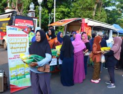 GPM yang Digelar Polres Pekalongan di CFD Kajen Diserbu Warga, 2 Ton Beras Ludes Seketika