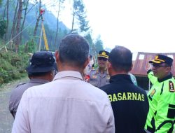 Karo Ops Polda Jateng Tinjau Lokasi Bencana Puting Beliung di Petungkriyono, Pekalongan