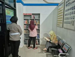  Hilangkan Bosan! Satlantas Polres Pekalongan Sediakan ‘Pojok Baca’ di Ruang Tunggu SIM