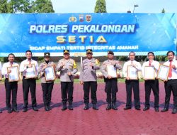 Tingkatkan Kepercayaan Publik, Kapolres Pekalongan Beri Reward 10 Anggota Berprestasi