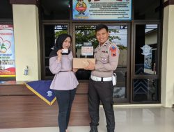 Satlantas Polres Pekalongan Bagikan Hadiah bagi Pemohon SIM Disiplin