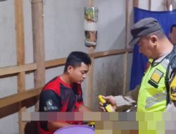 Cegah Gangguan Kamtibmas, Polsek Kedungwuni Sita Minuman Keras dari Warung Kelontong